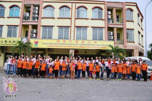 charity-visit-16